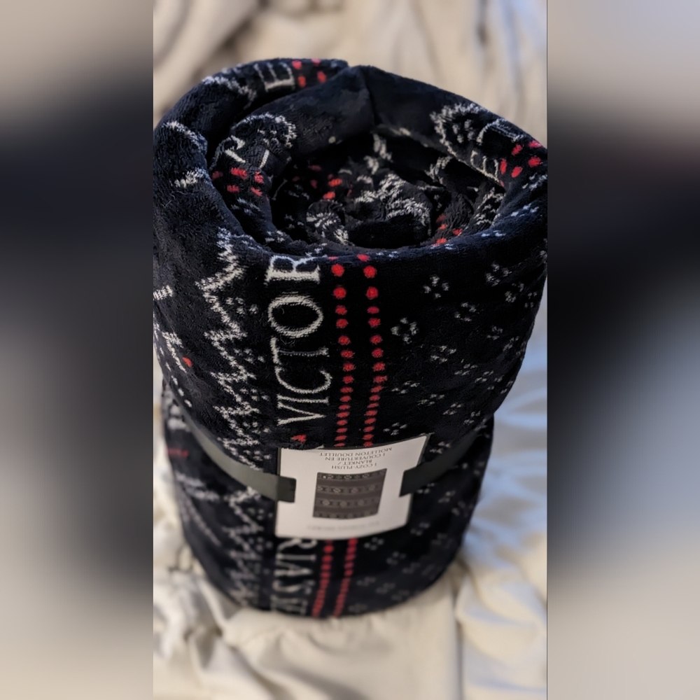 Victoria's secret blanket